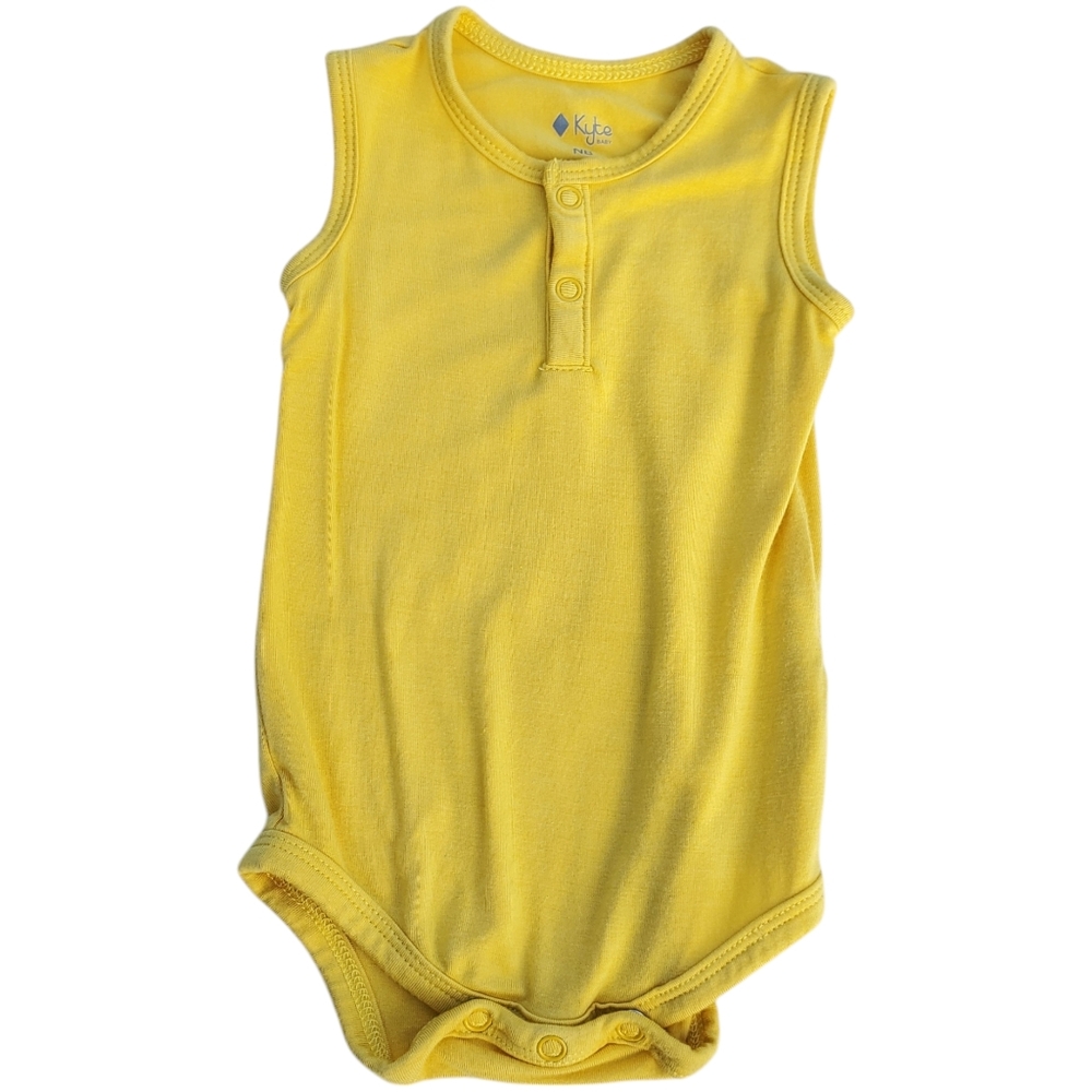 Kyte Baby One-piece Sleeveless Bodysuit Pineapple Yellow Baby Newborn